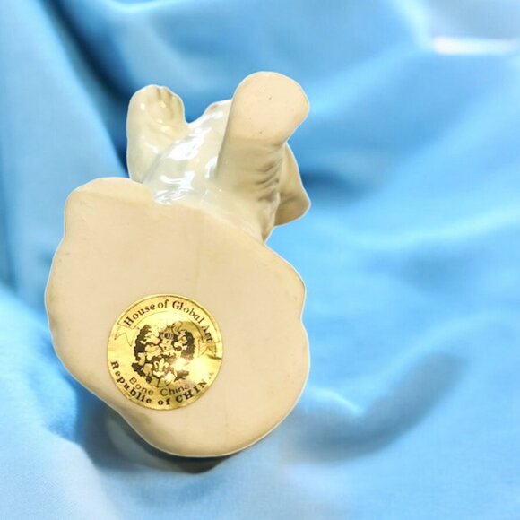 House of Global Art Porcelain Cat Figurine - Picture 5 of 6